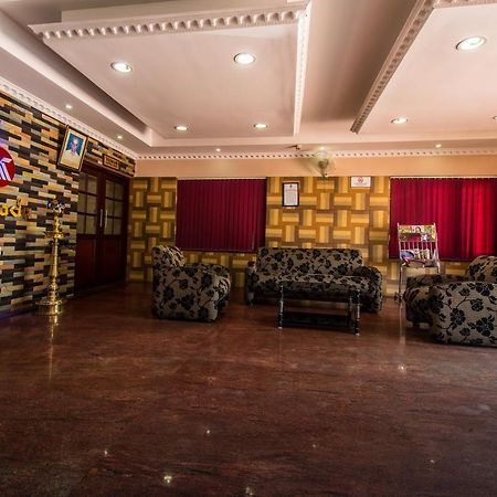 Kallada Hotels&Resorts Thrissur Exterior foto